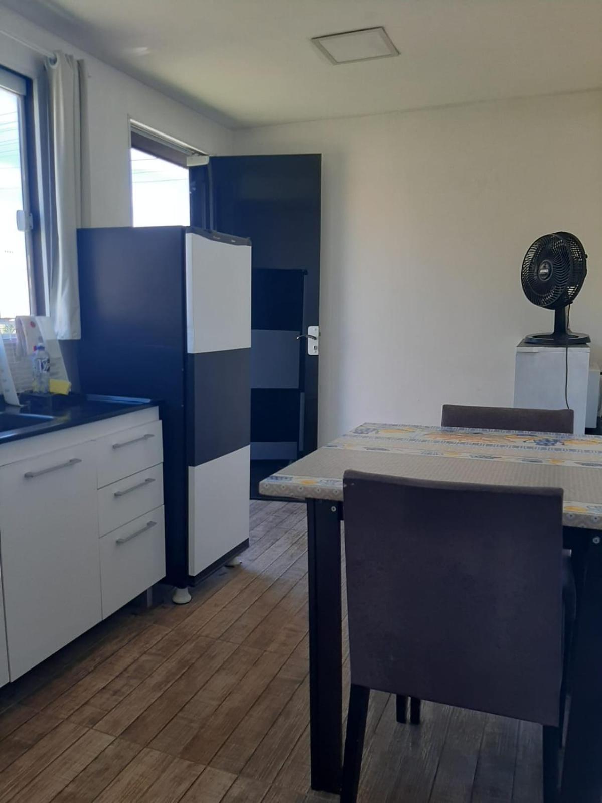Apartamento Container 1 Quarto- Centro Гаропаба Экстерьер фото
